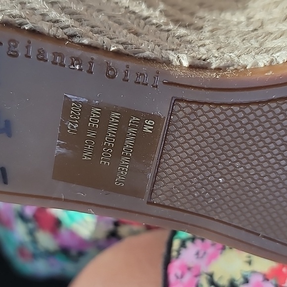 Gianni Bini Safina Three Clear Platform Espadrille Wedges - Picture 12 of 12